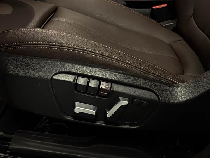 Фото 18 - BMW X1