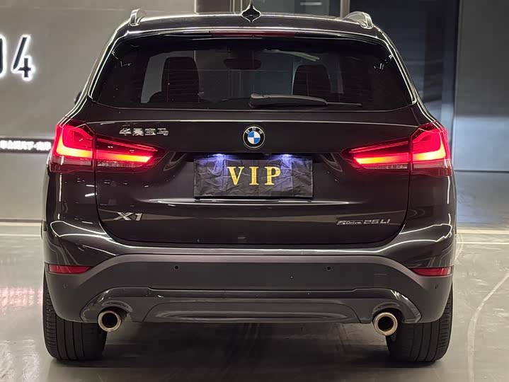 Фото 23 - BMW X1