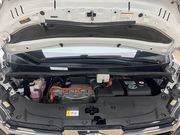 Фото 23 - Toyota Vellfire