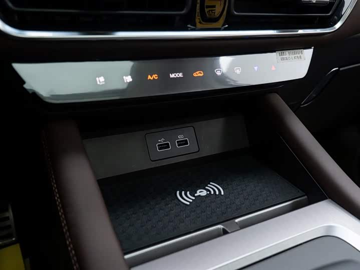 Фото 29 - Jetour X95