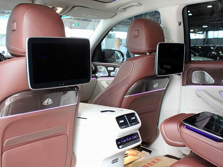 Фото 22 - Mercedes-Benz Maybach GLS