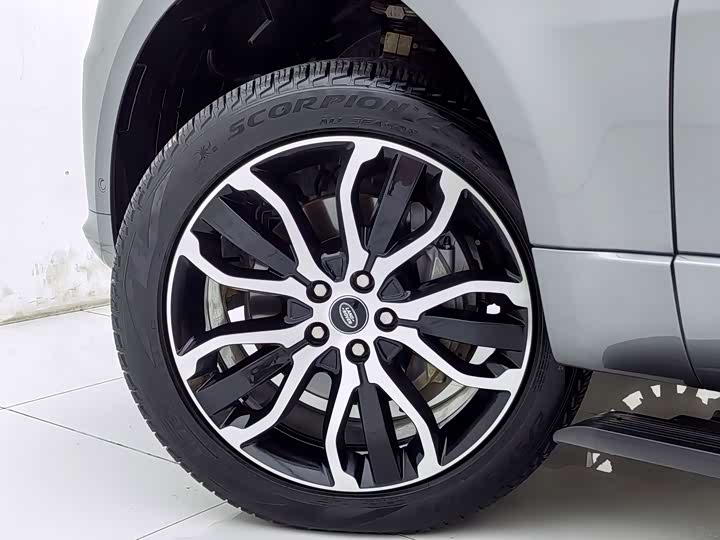 Фото 7 - Land Rover Range Rover Sport