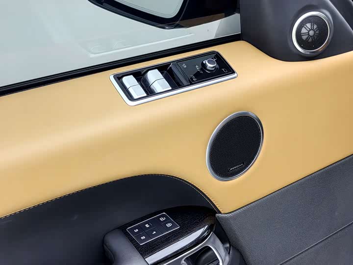 Фото 9 - Land Rover Range Rover Sport