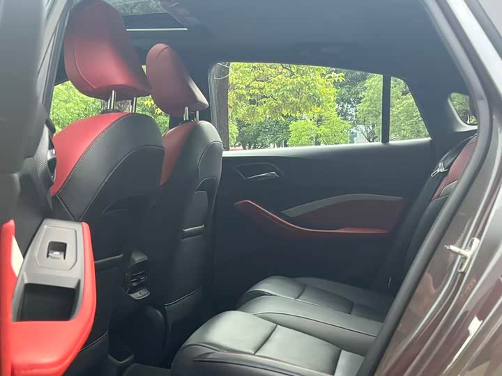 Фото 11 - MG Motor 5