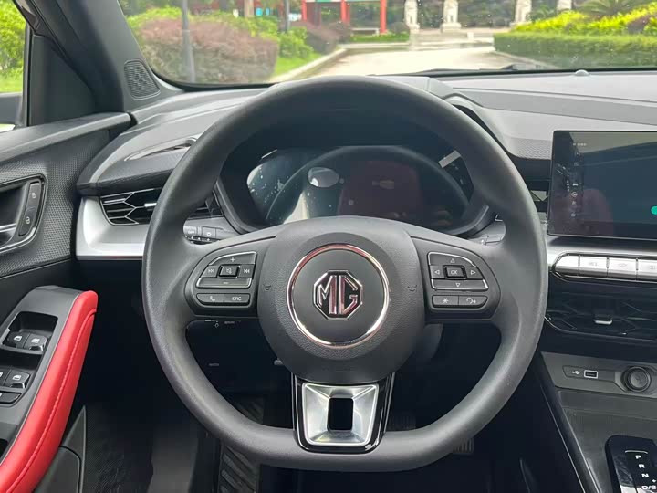 Фото 12 - MG Motor 5