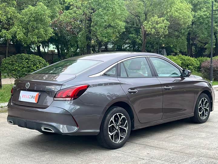 Фото 9 - MG Motor 5