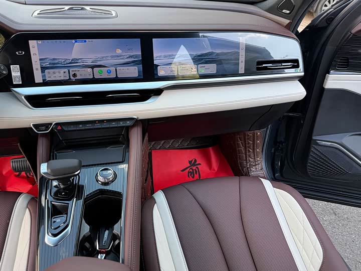 Фото 13 - Geely Monjaro