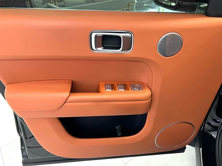 Фото 11 - LiXiang L7