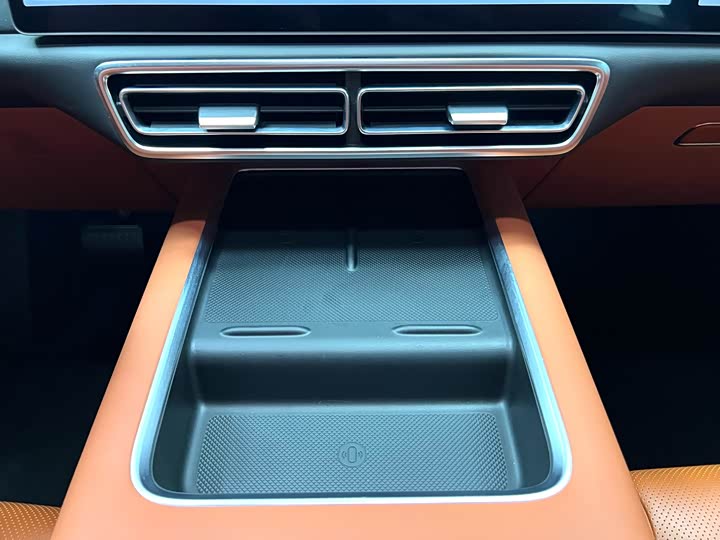 Фото 14 - LiXiang L7