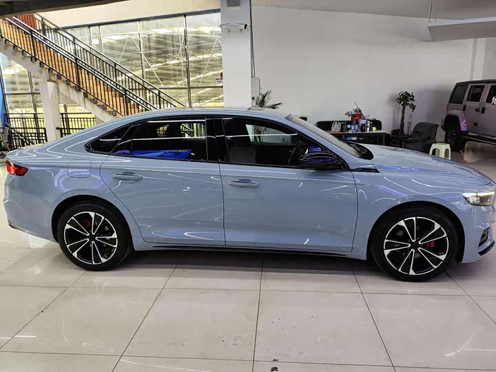 Фото 4 - Geely Preface