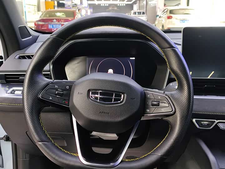 Фото 6 - Geely Preface