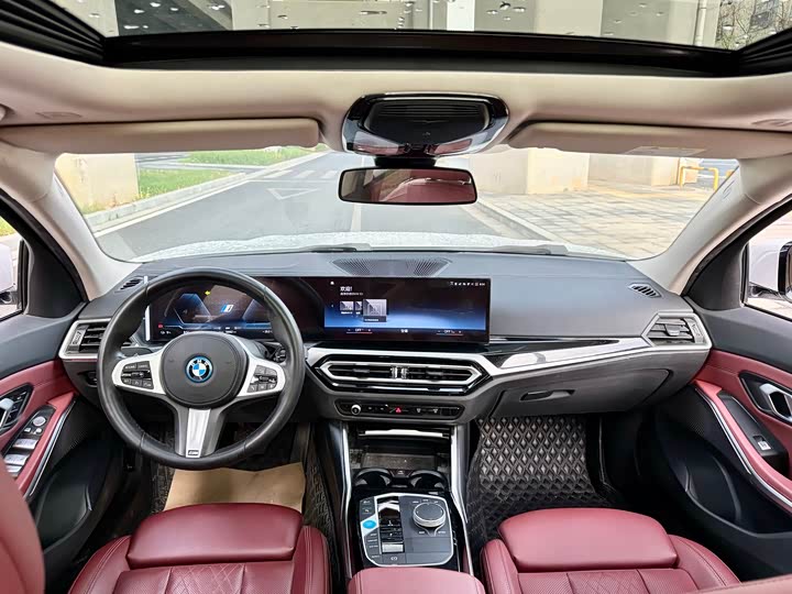 Фото 15 - BMW 3 Series