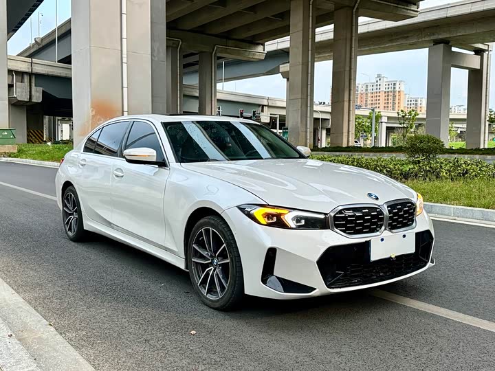 Фото 3 - BMW 3 Series