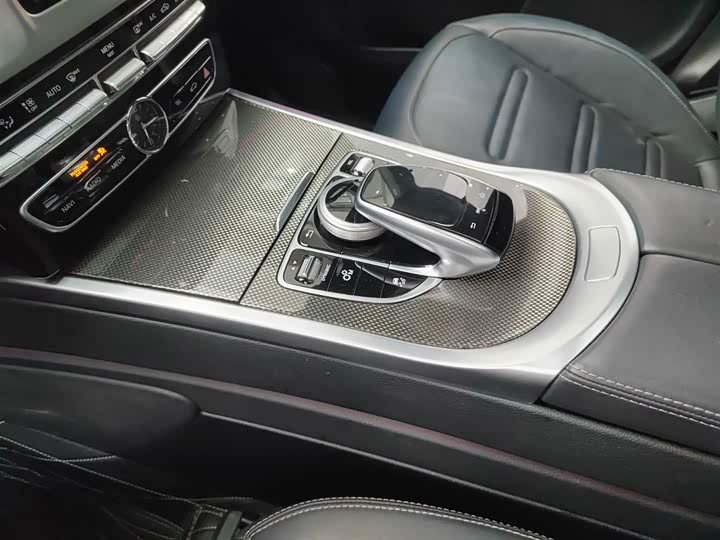 Фото 11 - Mercedes-Benz G-Class