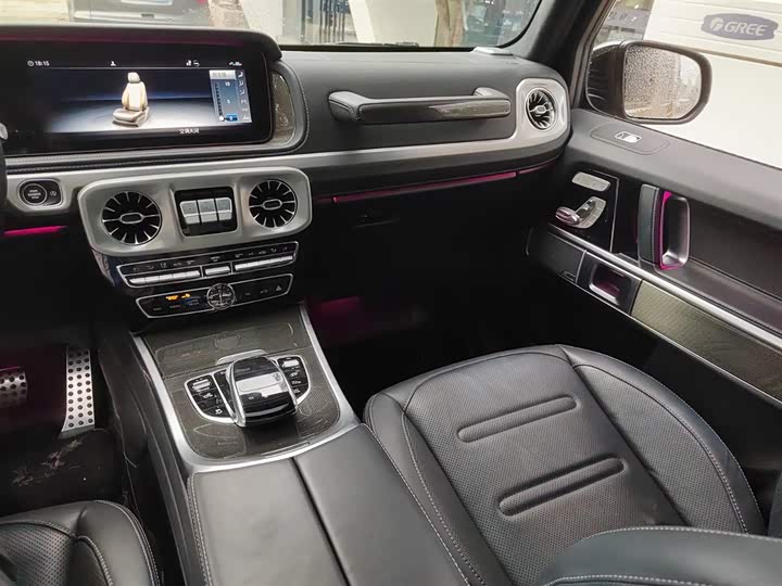 Фото 7 - Mercedes-Benz G-Class