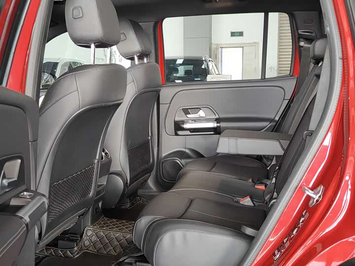 Фото 7 - Mercedes-Benz GLB-Class