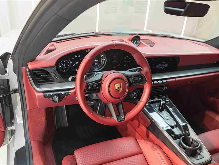 Фото 16 - Porsche 911