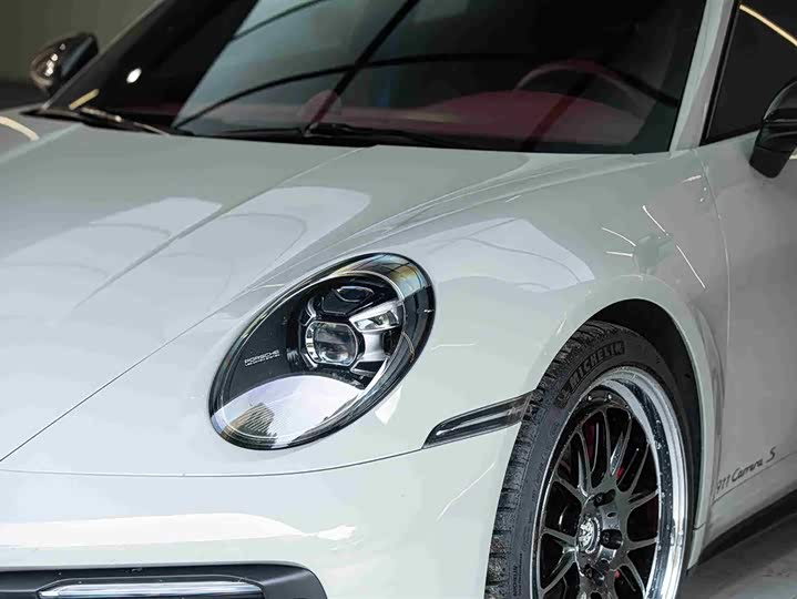 Фото 4 - Porsche 911