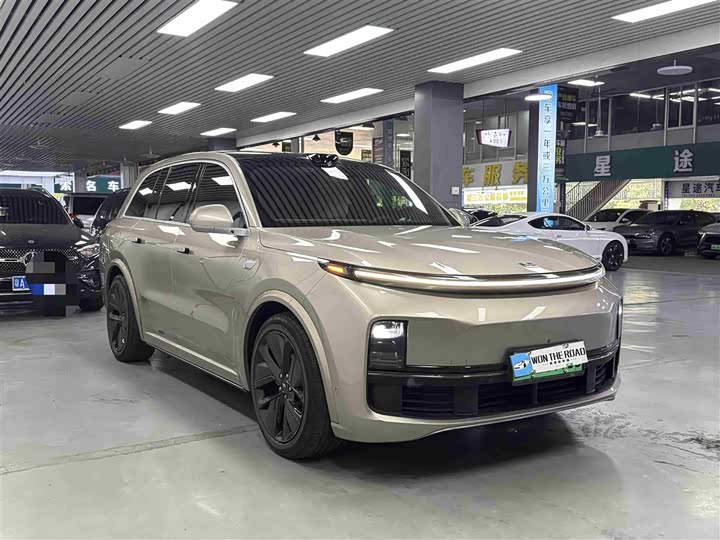 Фото 5 - LiXiang L8