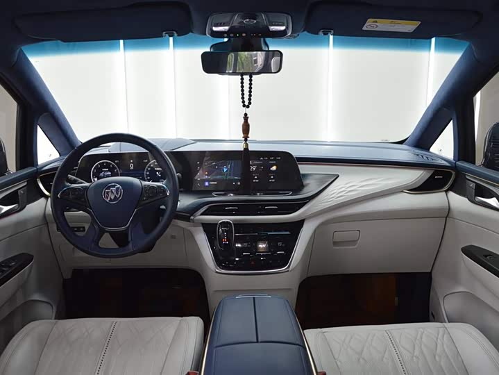 Фото 15 - Buick GL8 ES