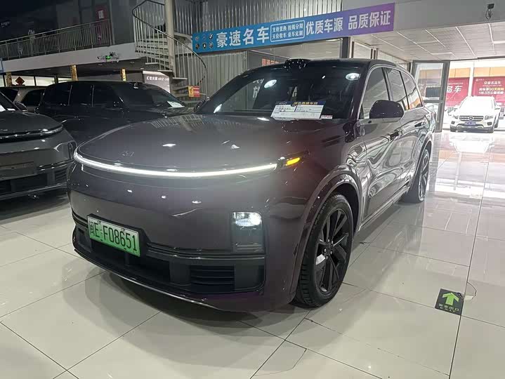 Фото 1 - LiXiang L8