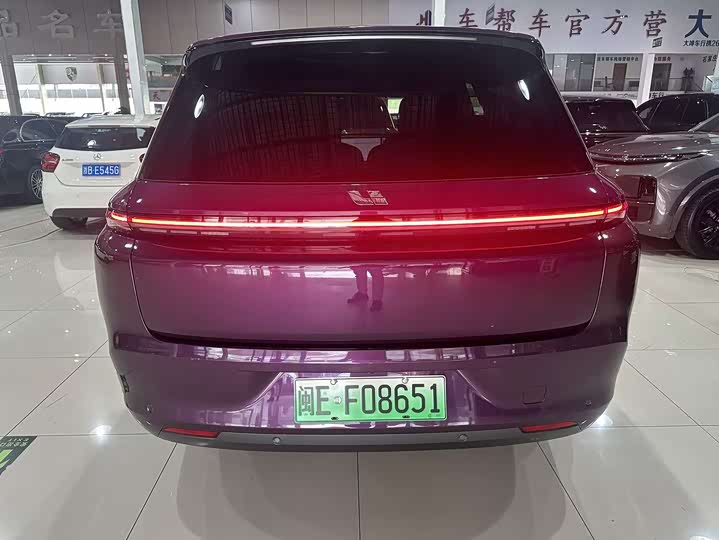 Фото 6 - LiXiang L8