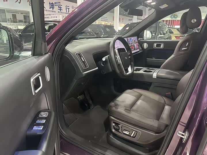 Фото 7 - LiXiang L8