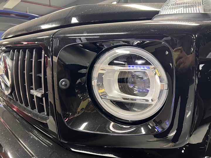 Фото 16 - Mercedes-Benz G-Class AMG