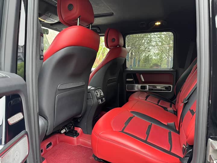 Фото 8 - Mercedes-Benz G-Class AMG