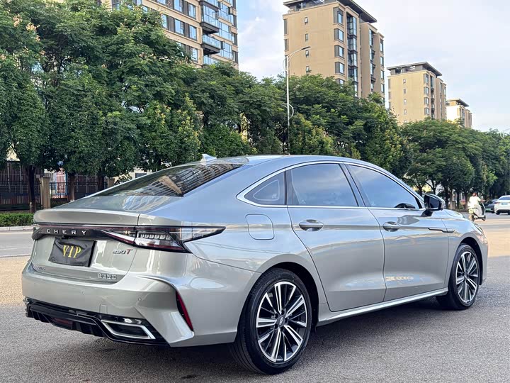 Фото 15 - Chery Arrizo 8