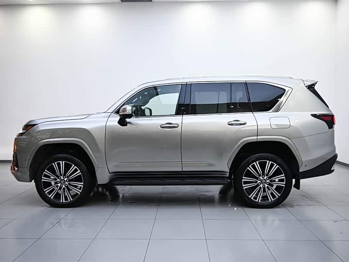 Фото 5 - Lexus LX