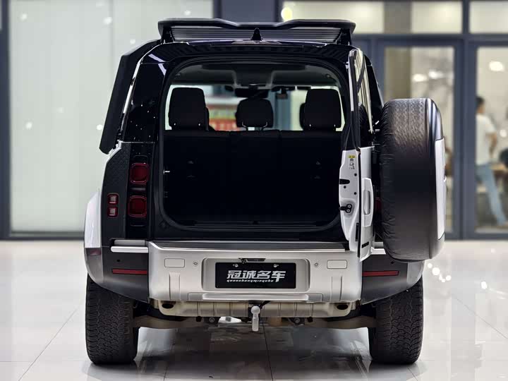 Фото 13 - Land Rover Defender