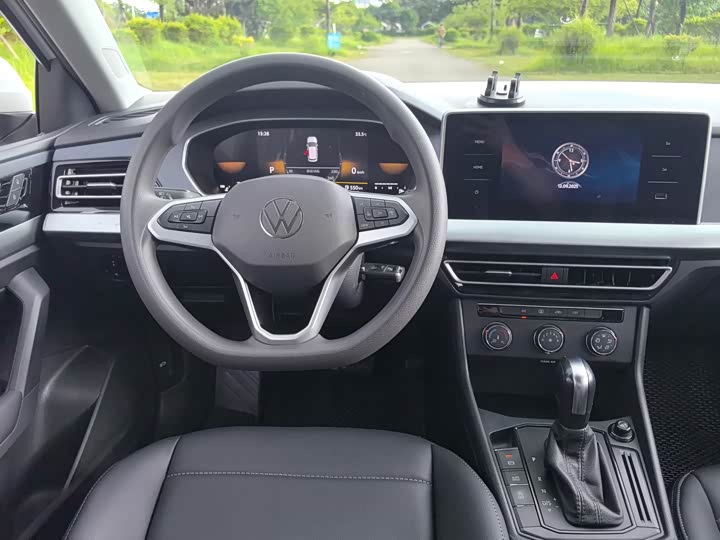 Фото 9 - Volkswagen Lavida