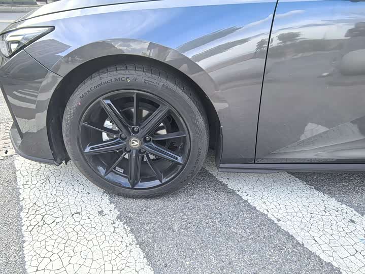 Фото 7 - Changan UNI-V