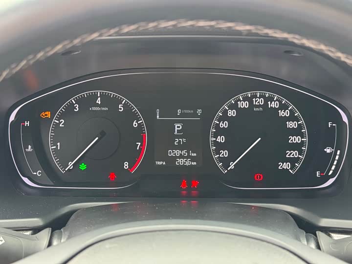 Фото 13 - Honda Accord