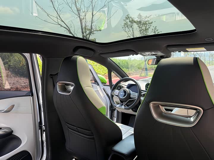 Фото 11 - BYD Dolphin