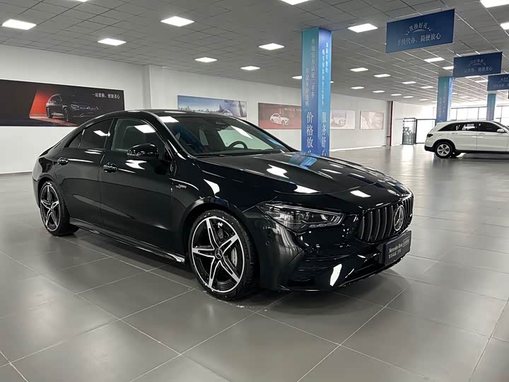 Фото 3 - Mercedes-Benz CLA-Class AMG