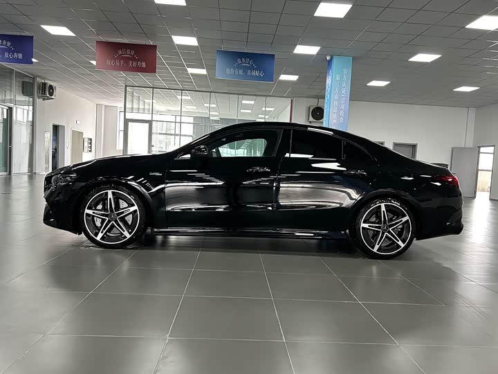 Фото 4 - Mercedes-Benz CLA-Class AMG