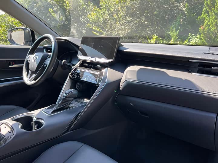 Фото 10 - Toyota Venza