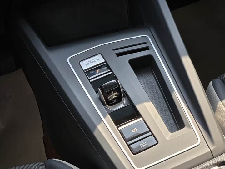 Фото 13 - Volkswagen Golf