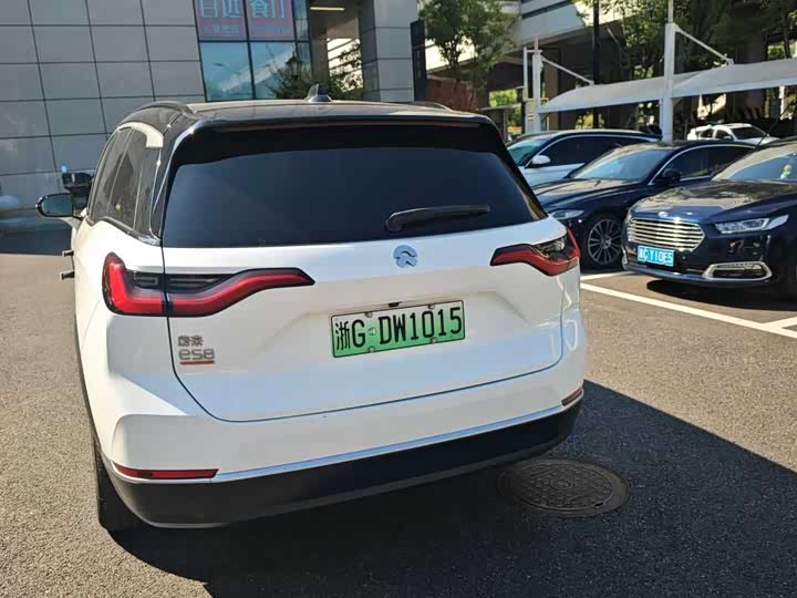 Фото 8 - Nio ES8