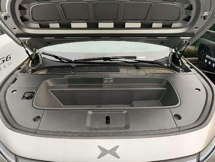 Фото 8 - XPeng G7