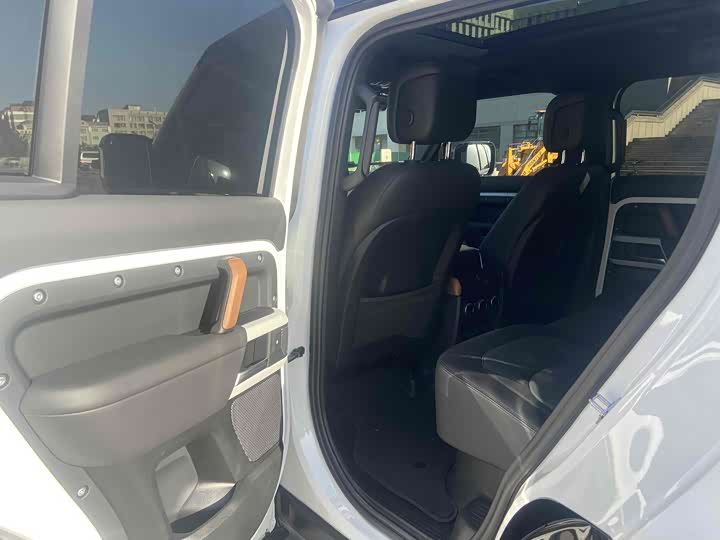 Фото 5 - Land Rover Defender