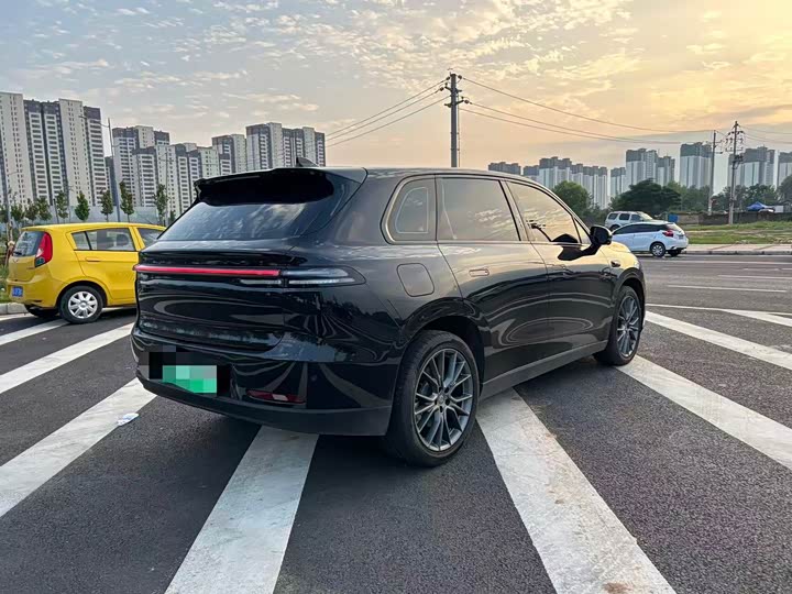 Фото 9 - Leapmotor C10