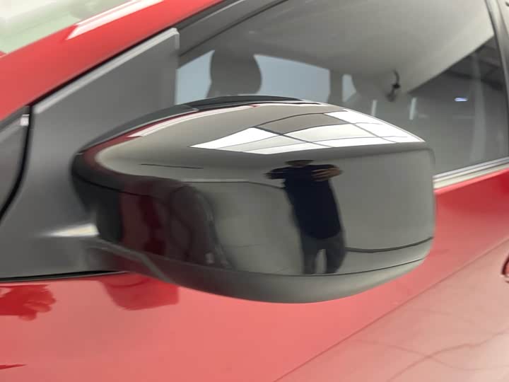 Фото 31 - Nissan Tiida