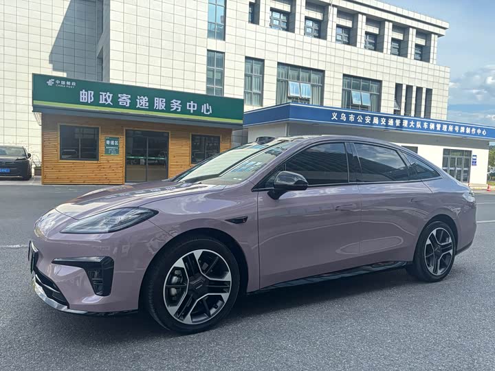 Фото 1 - GAC Aion RT