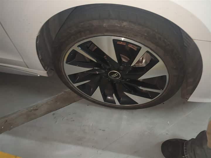 Фото 32 - Audi A3