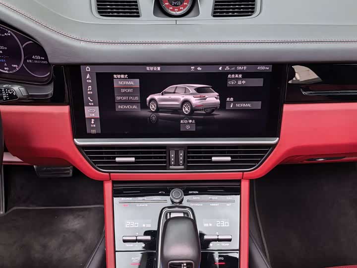 Фото 17 - Porsche Cayenne