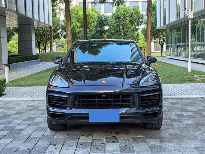 Фото 2 - Porsche Cayenne