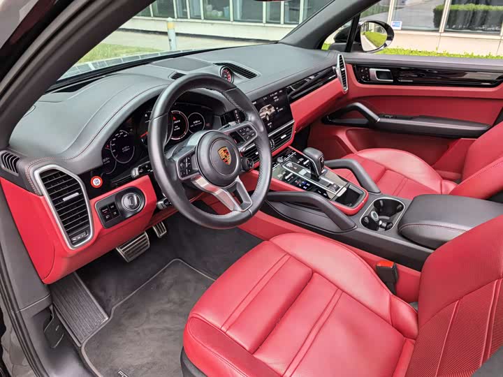 Фото 20 - Porsche Cayenne